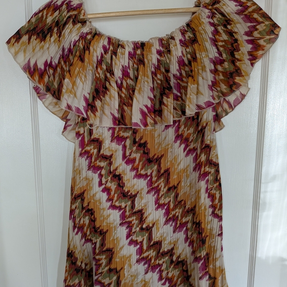 Multicolor Ruffle Women's Top - Picture 2 of 2